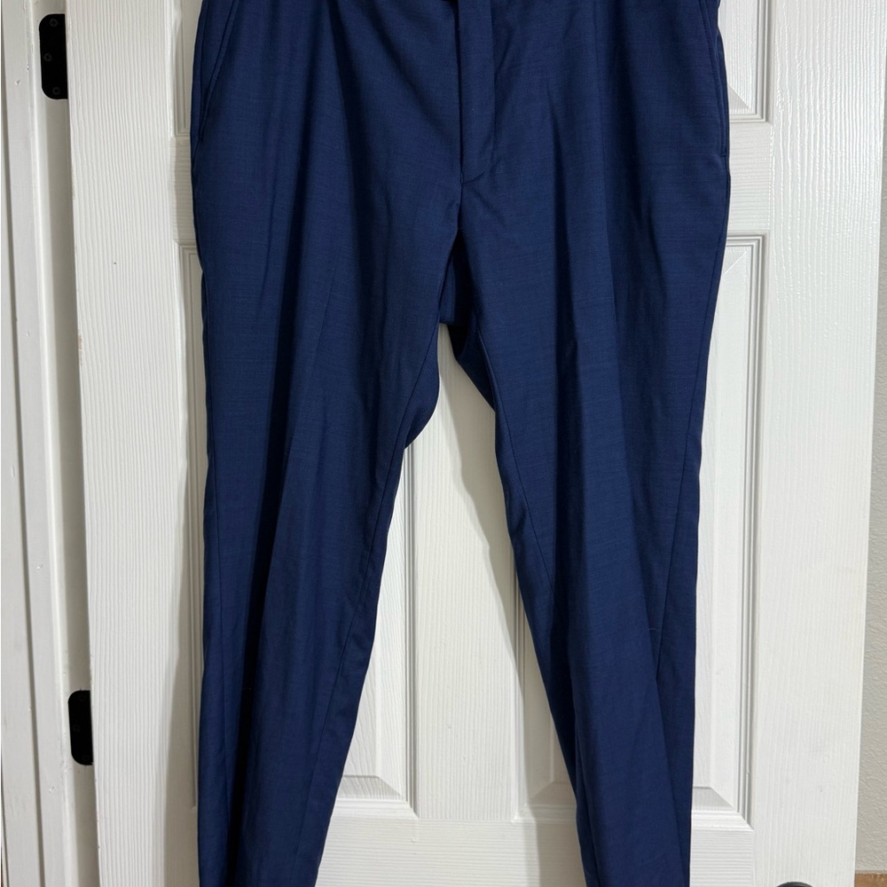 Tommy Hilfiger Men's Navy Dress Pants - size 42W x 30L